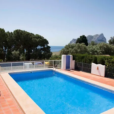 Thalassa 7 *